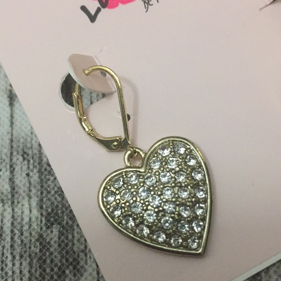 Gorgeous hearts ♥️ NWT - Picture 2 of 3